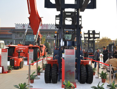 Складское оборудование и техника HELI представлена на крупнейшей выставке в Китае